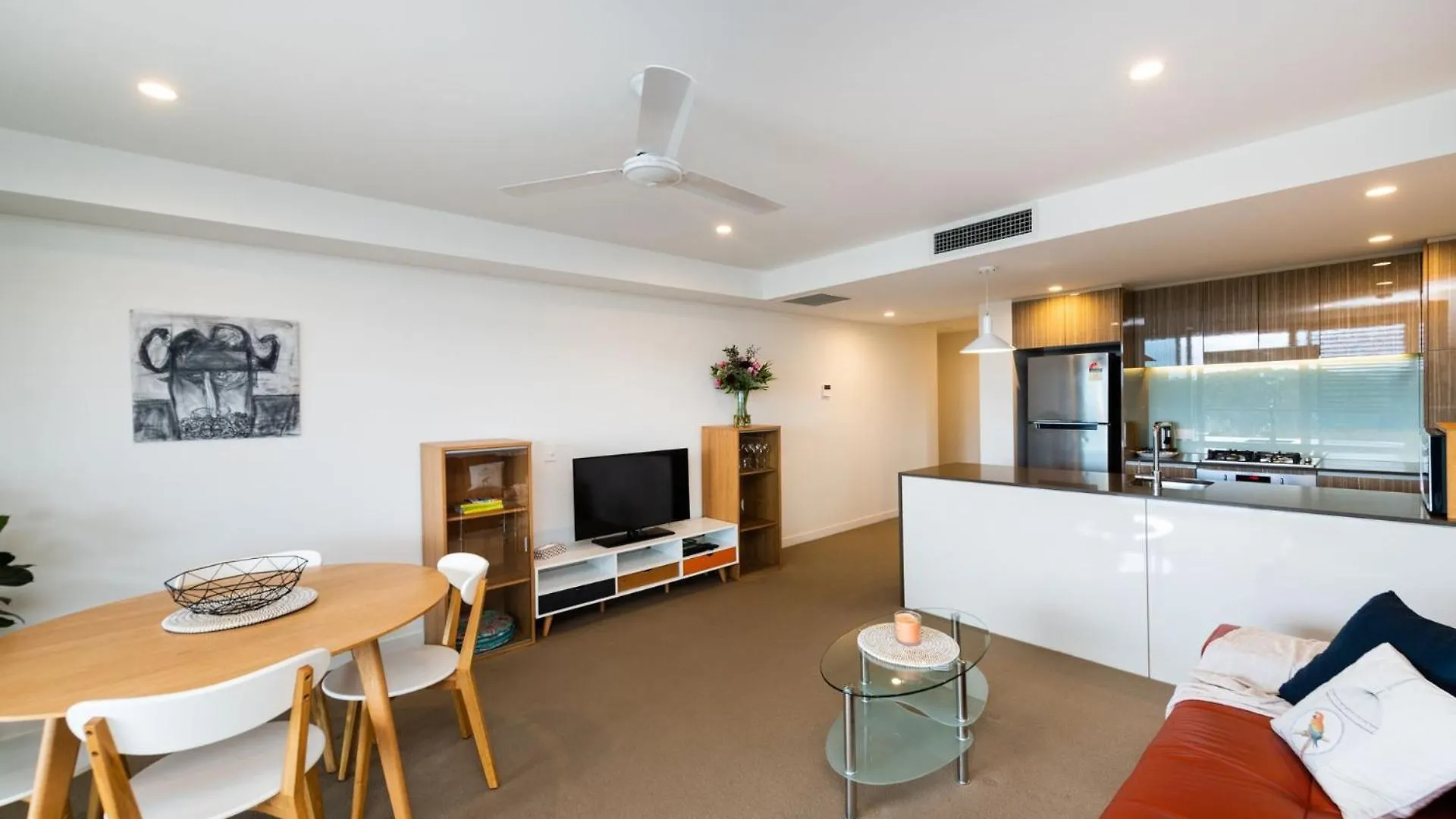 Jamieson - Lakeview Apt Canberra Apartment